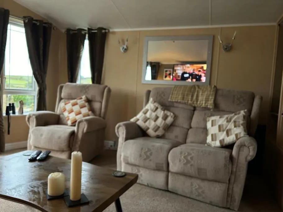 Daffodil Apartment *