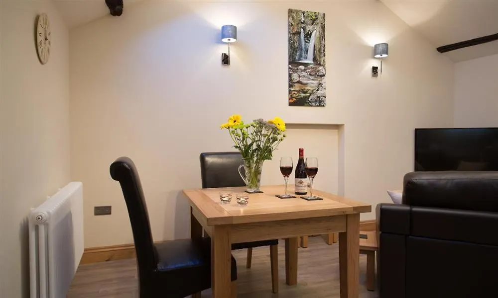 Ferienhaus Abbots Reading Mews 2 Lakeside