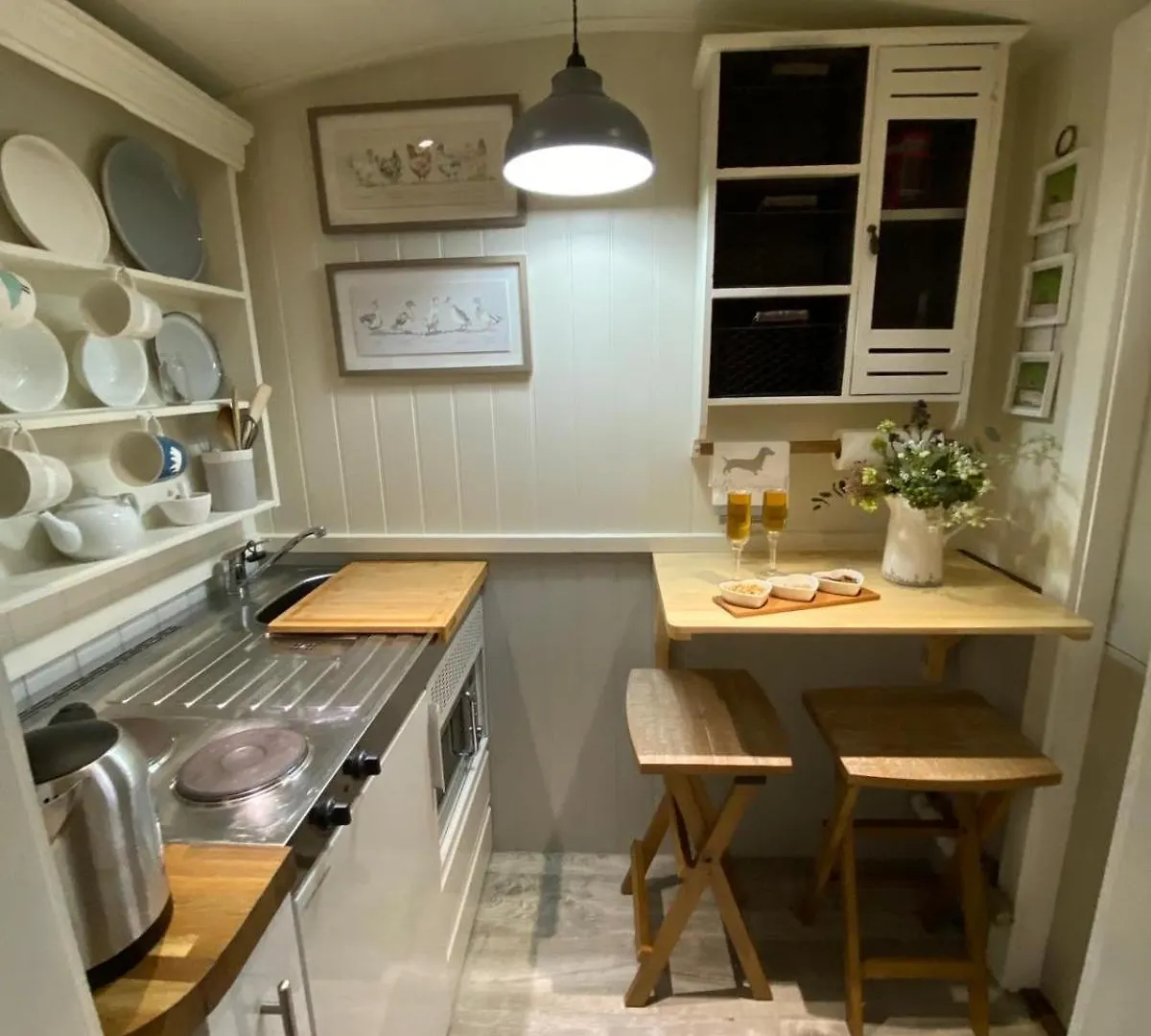 Camping Woodmans Huts