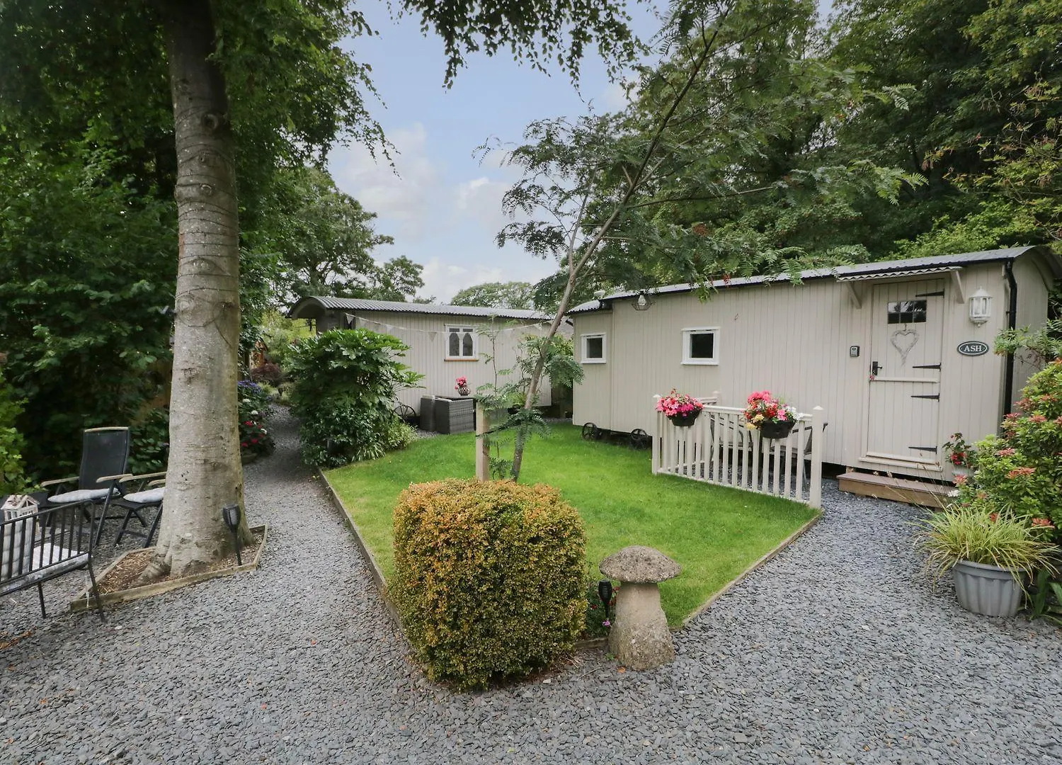 Woodmans Huts Camping Haverthwaite