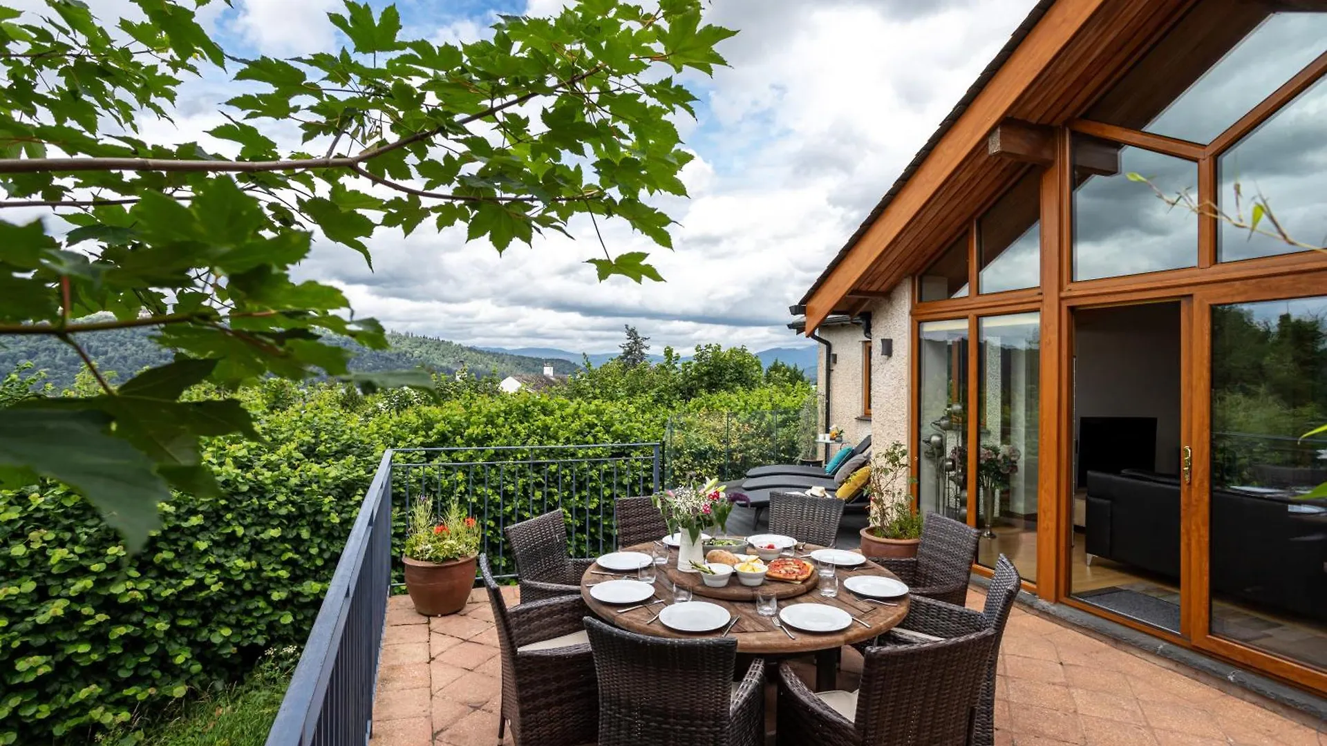 Tatil Evi View From Within, Bowness - Dog Friendly With Hot Tub *