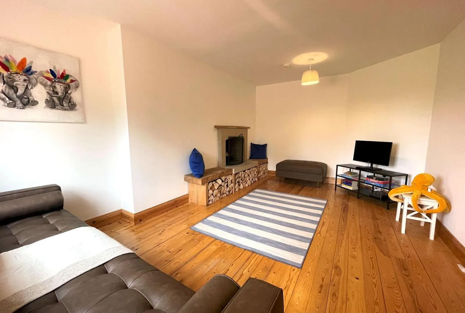 Pass The Keys Spectacular 7br House Hot Tub And Gardens In Gretna Holiday home Gretna Green