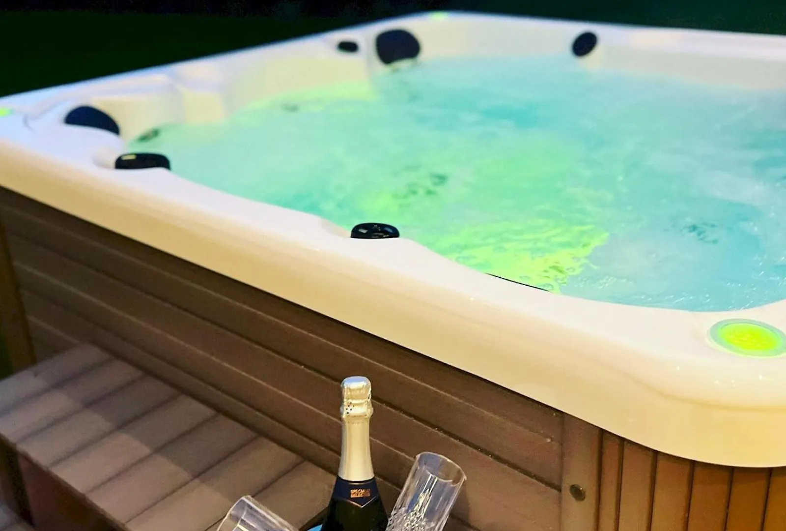 Pass The Keys Spectacular 7br House Hot Tub And Gardens In Gretna Gretna Green