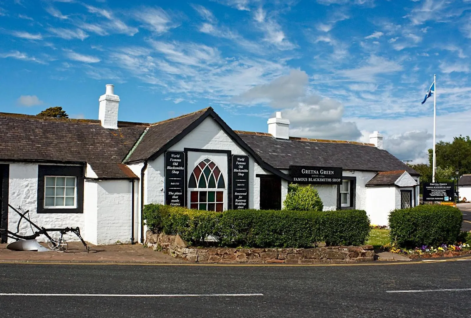Pass The Keys Spectacular 7br House Hot Tub And Gardens In Gretna Holiday home