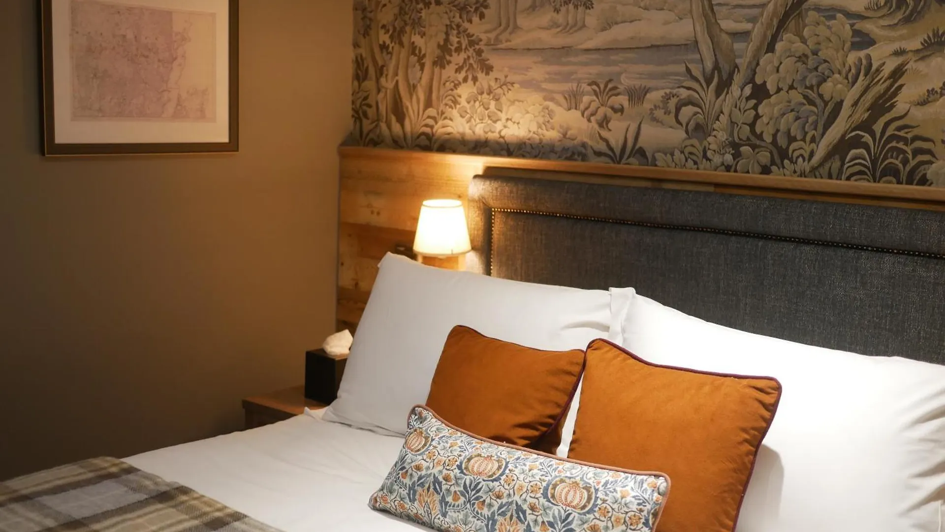 Queens Head & Restaurant Guest house