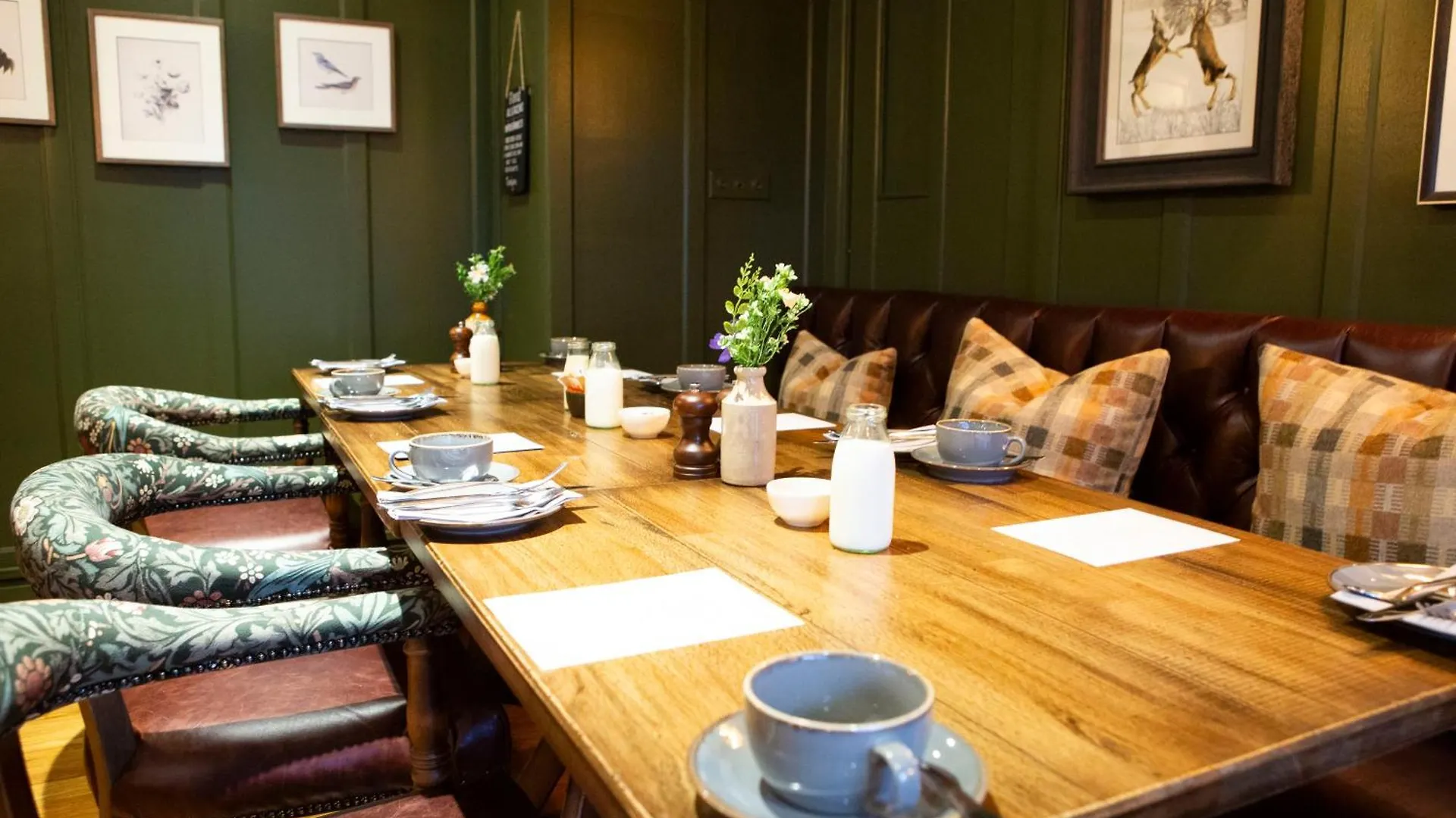 Guest house Queens Head & Restaurant 4*