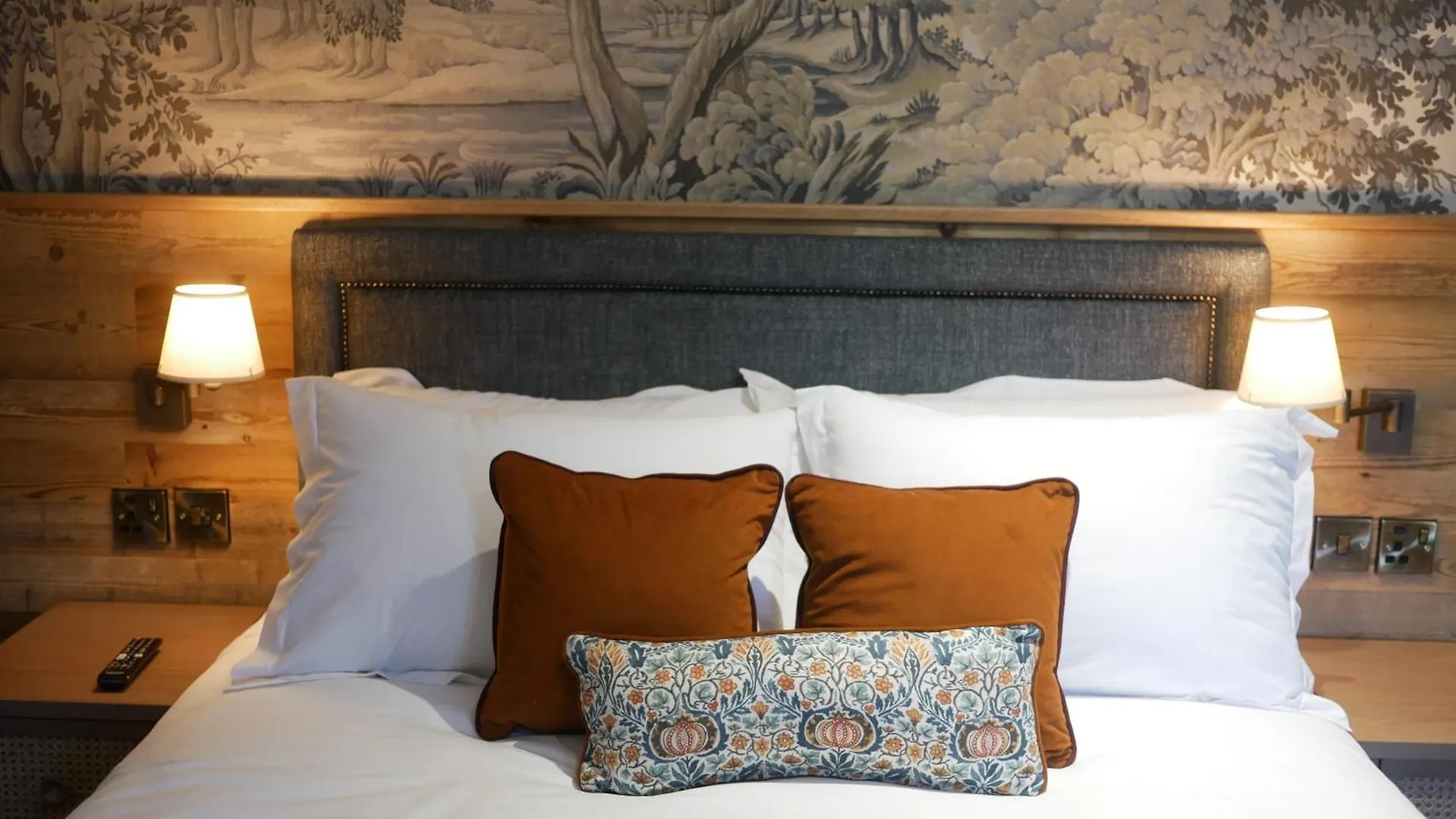 Guest house Queens Head & Restaurant 4*