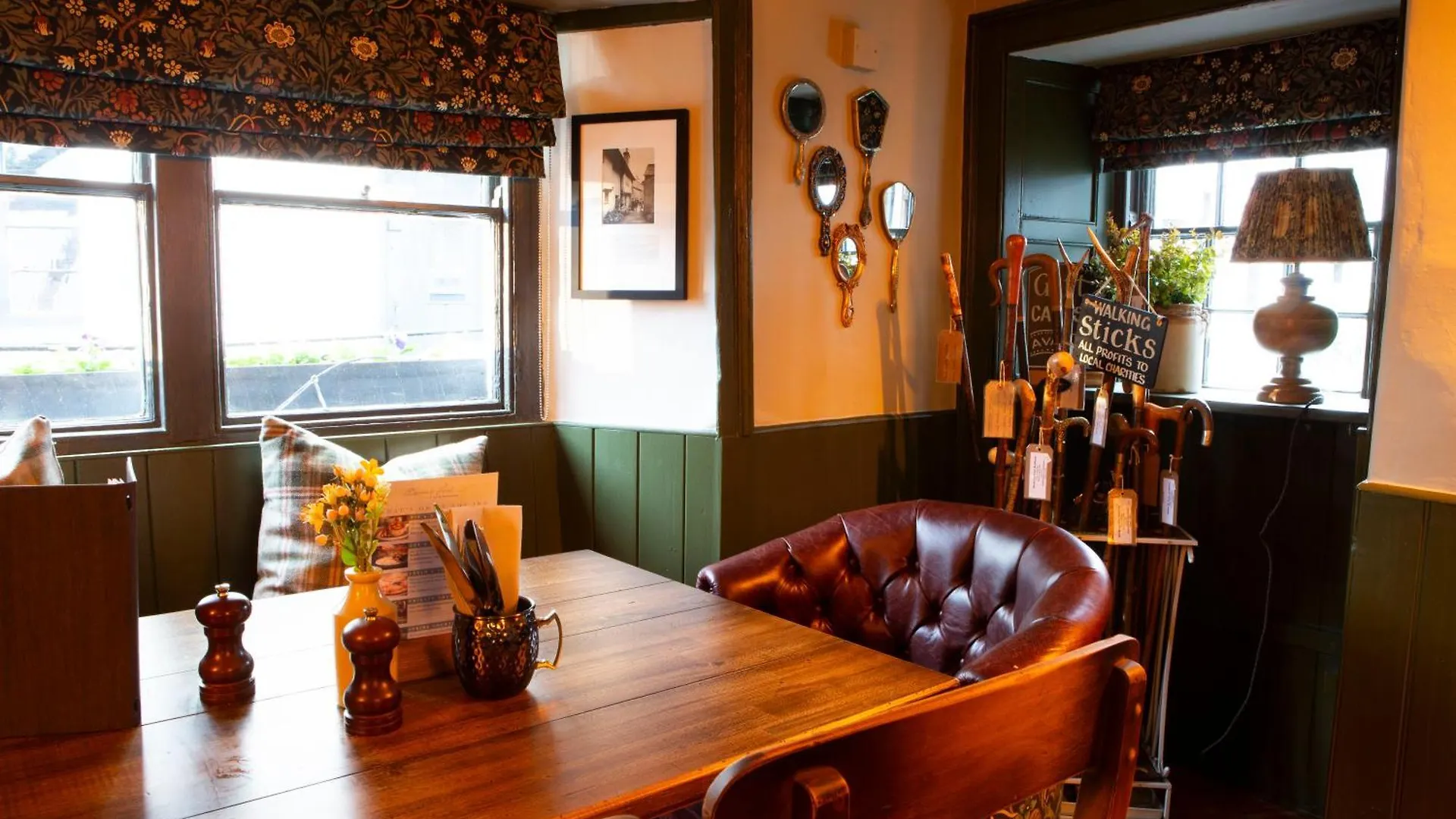 Guest house Queens Head & Restaurant 4*