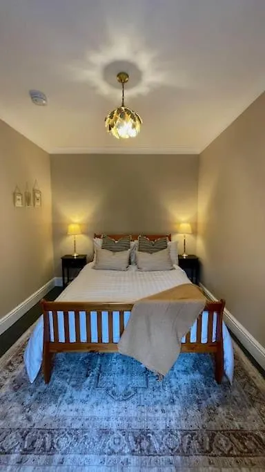 Brunswick Townhouse *