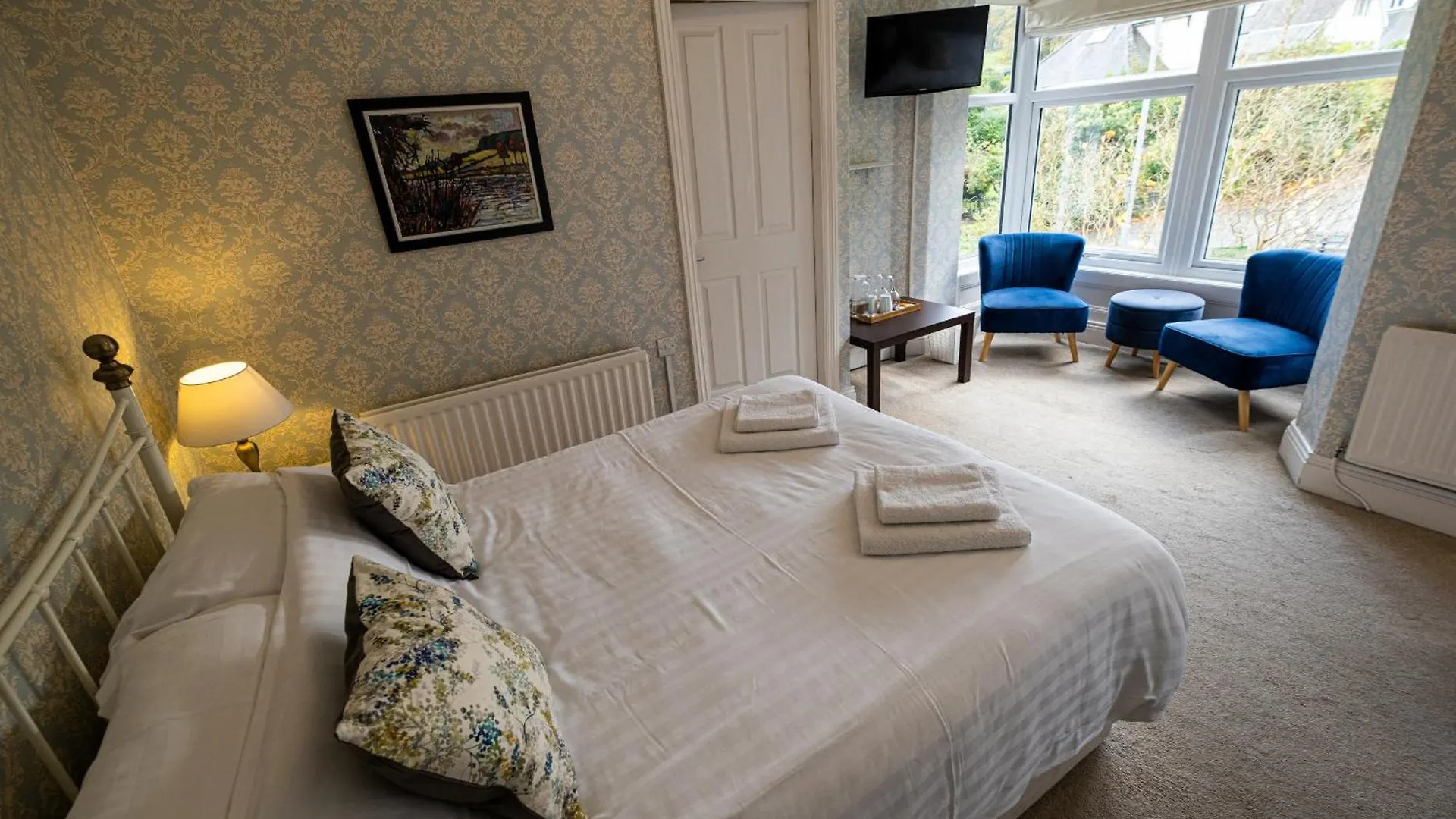 B&B Woodside 4*
