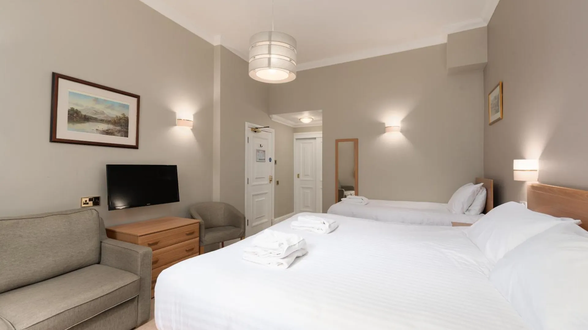 Hotel Manor 3*