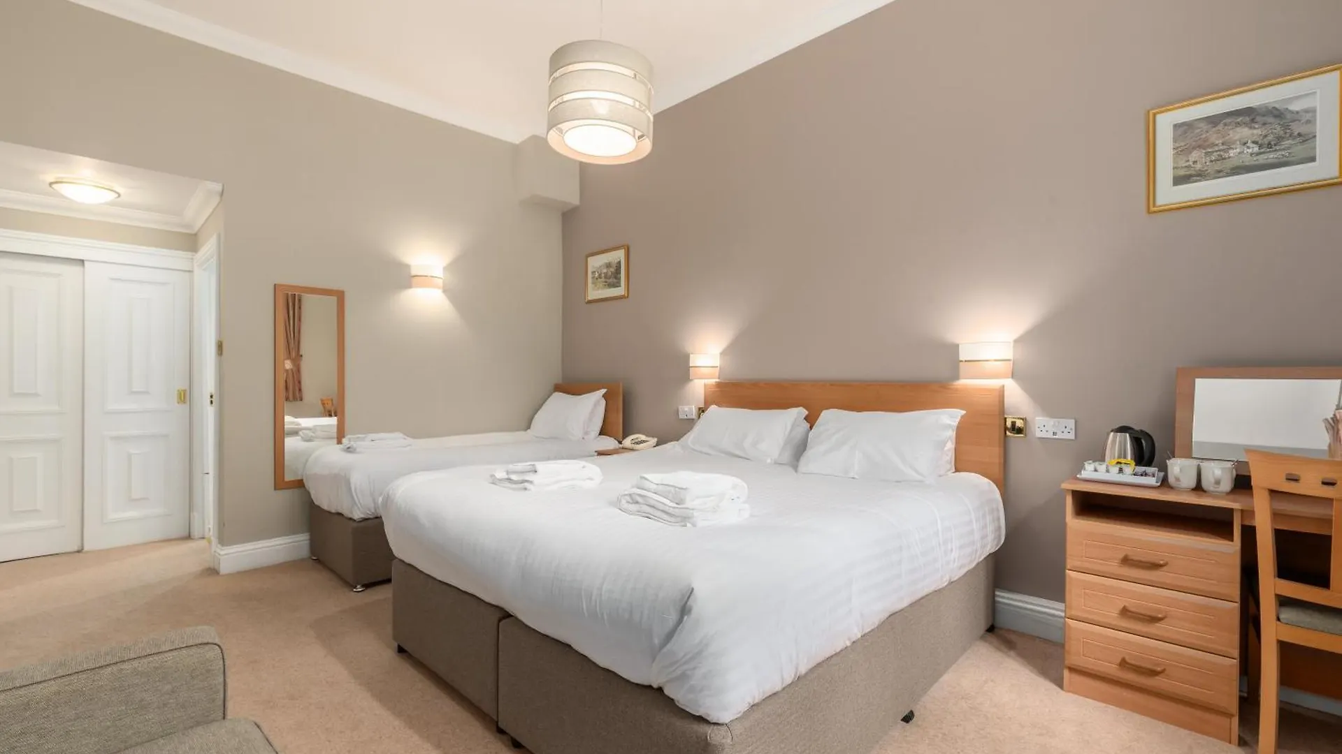 Manor 3*