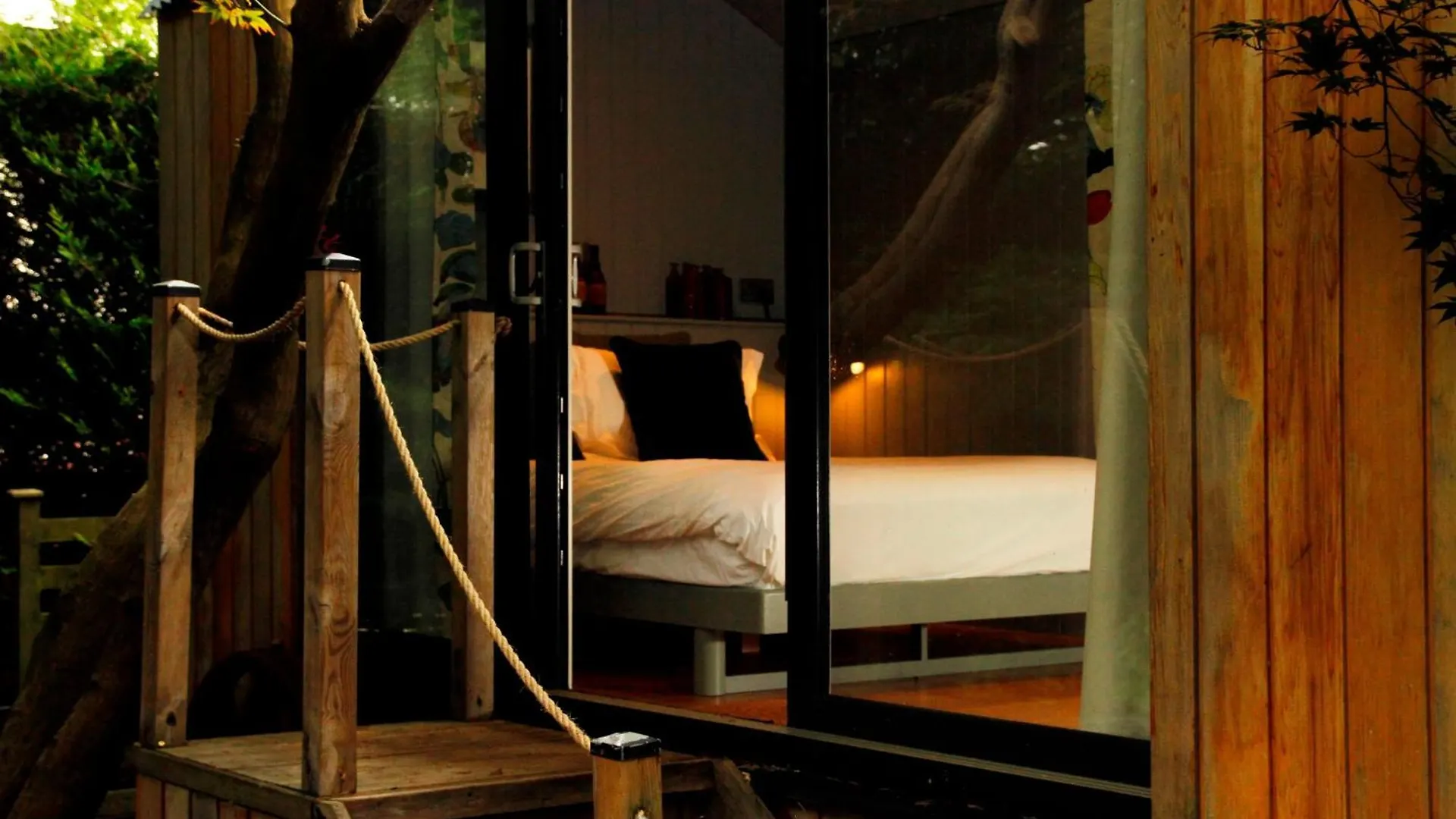 فندق مبيت وإفطار Victorian House 4*