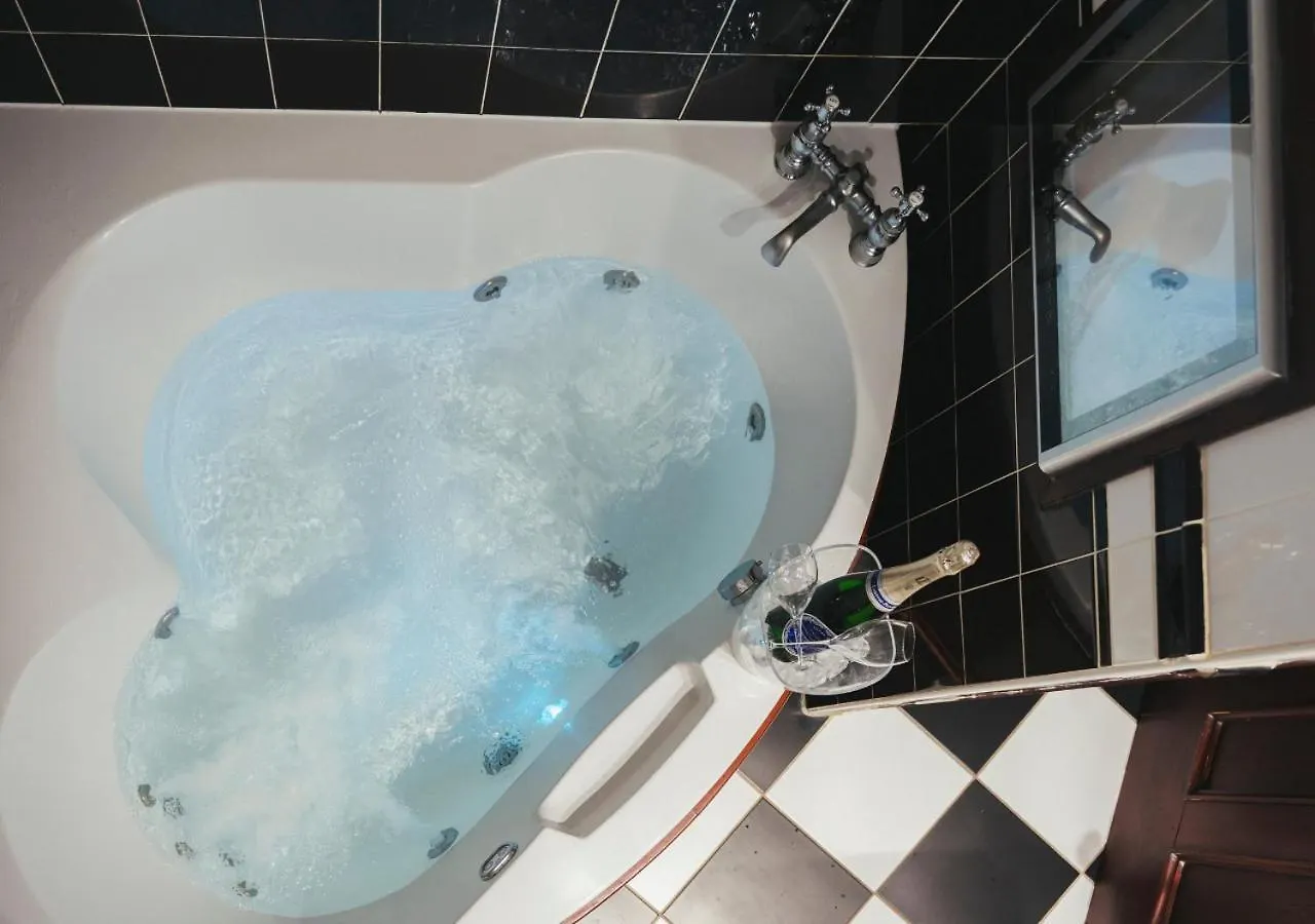Broadoaks Boutique Country House Гостевой дом 5*
