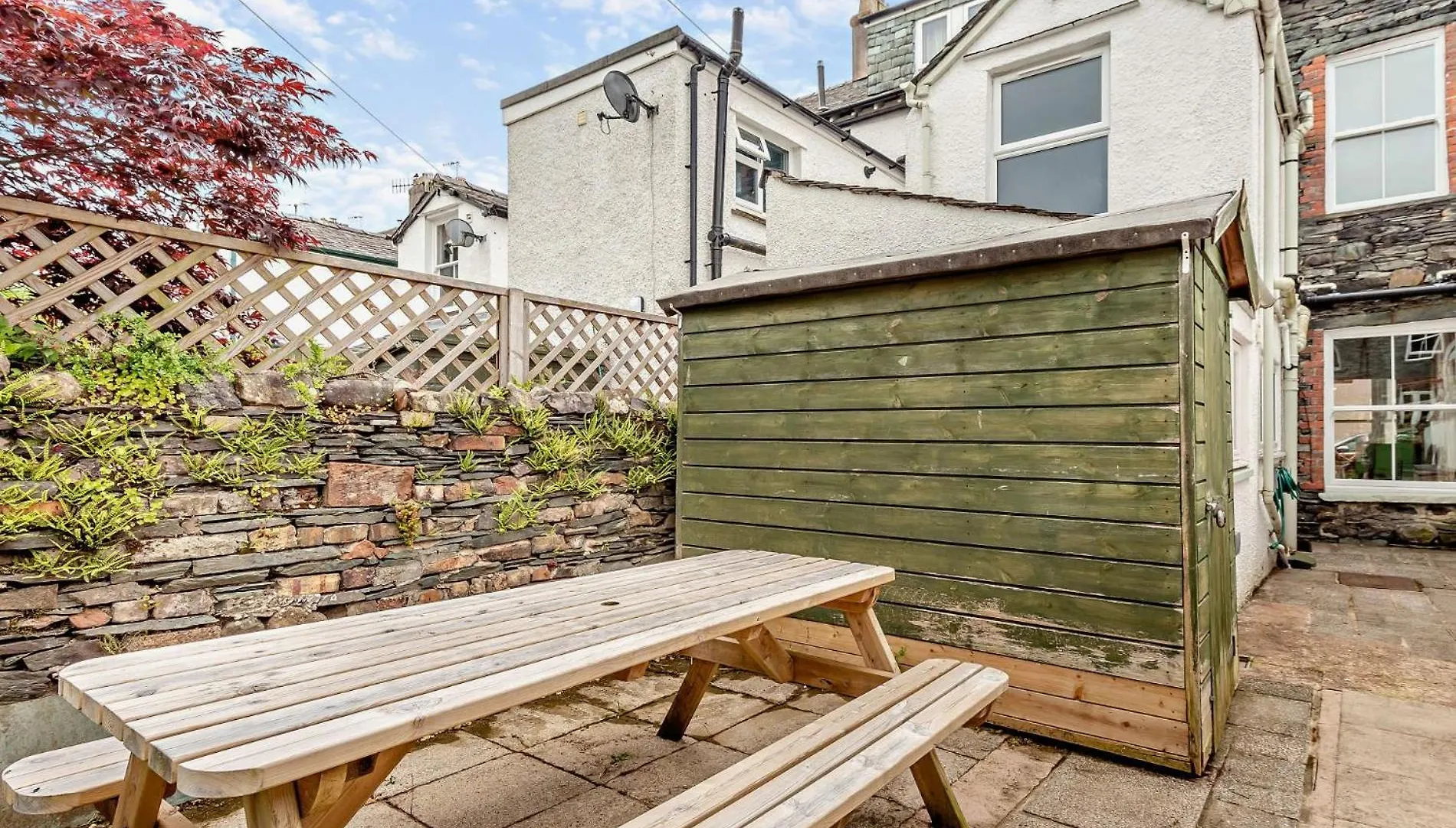 3 Bed In Keswick Sz545 *