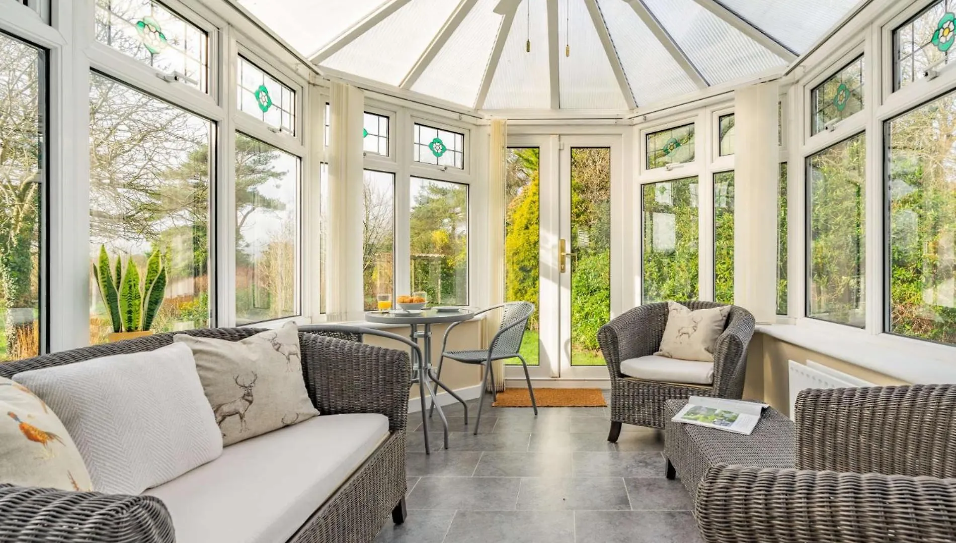 5 Bed In 86111 Ferienhaus *