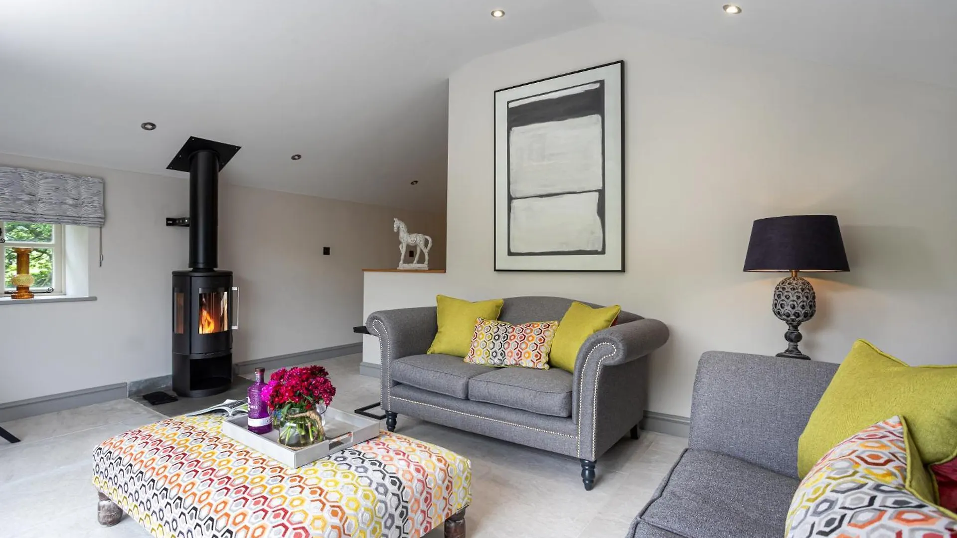 The Dog House With Hot Tub * Kirkby Lonsdale