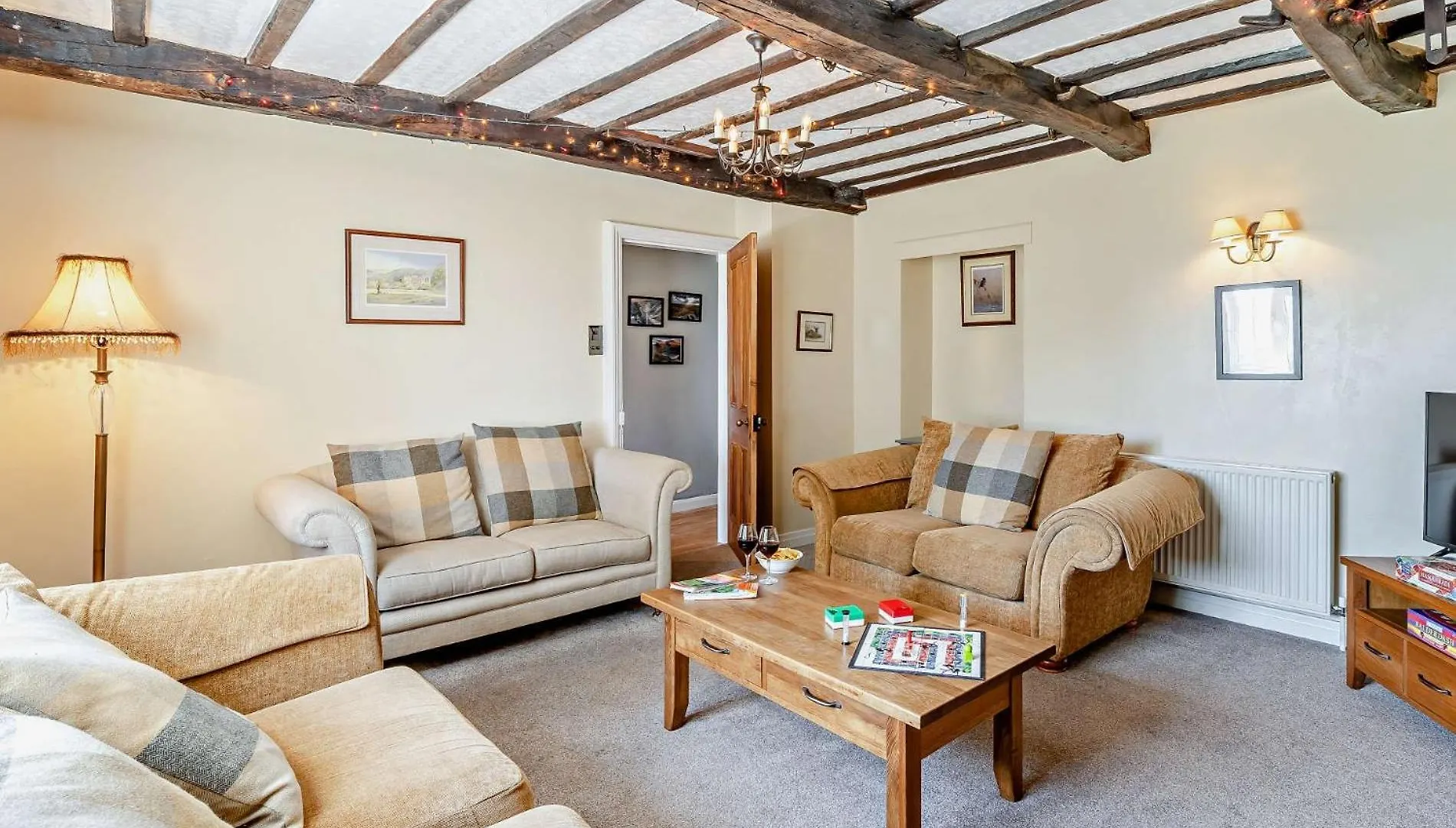 4 Bed In Eden Valley 92503