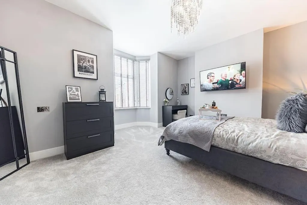 Luxury Townhouse In Workington