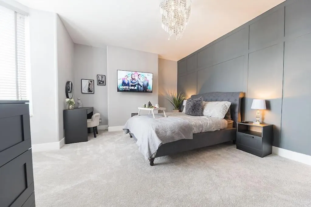 Luxury Townhouse In Ferienhaus Workington