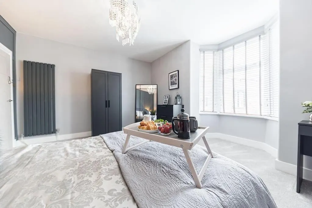 Luxury Townhouse In Workington