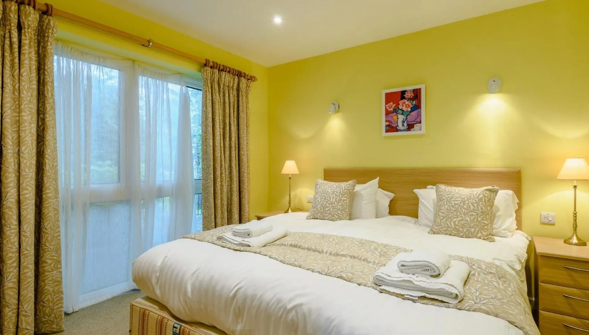2 Bed In 86885
