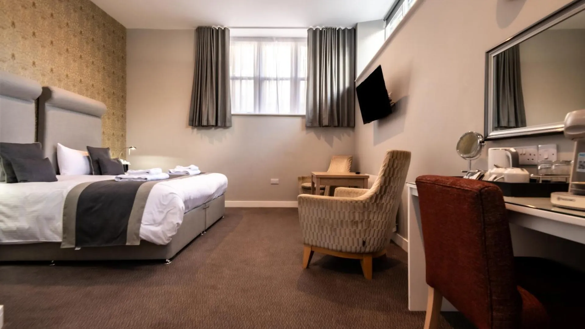 The Lamplighter Dining ~ Guest house 3*