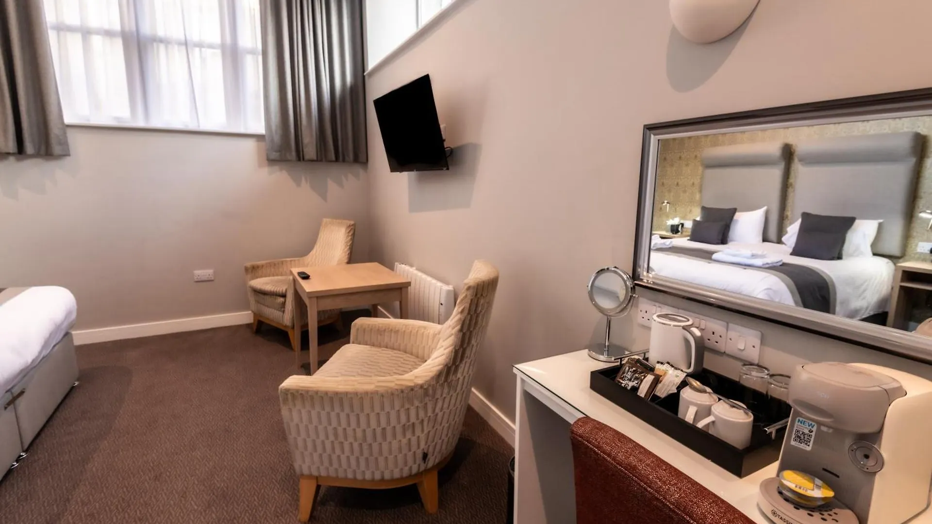 The Lamplighter Dining ~ 3*