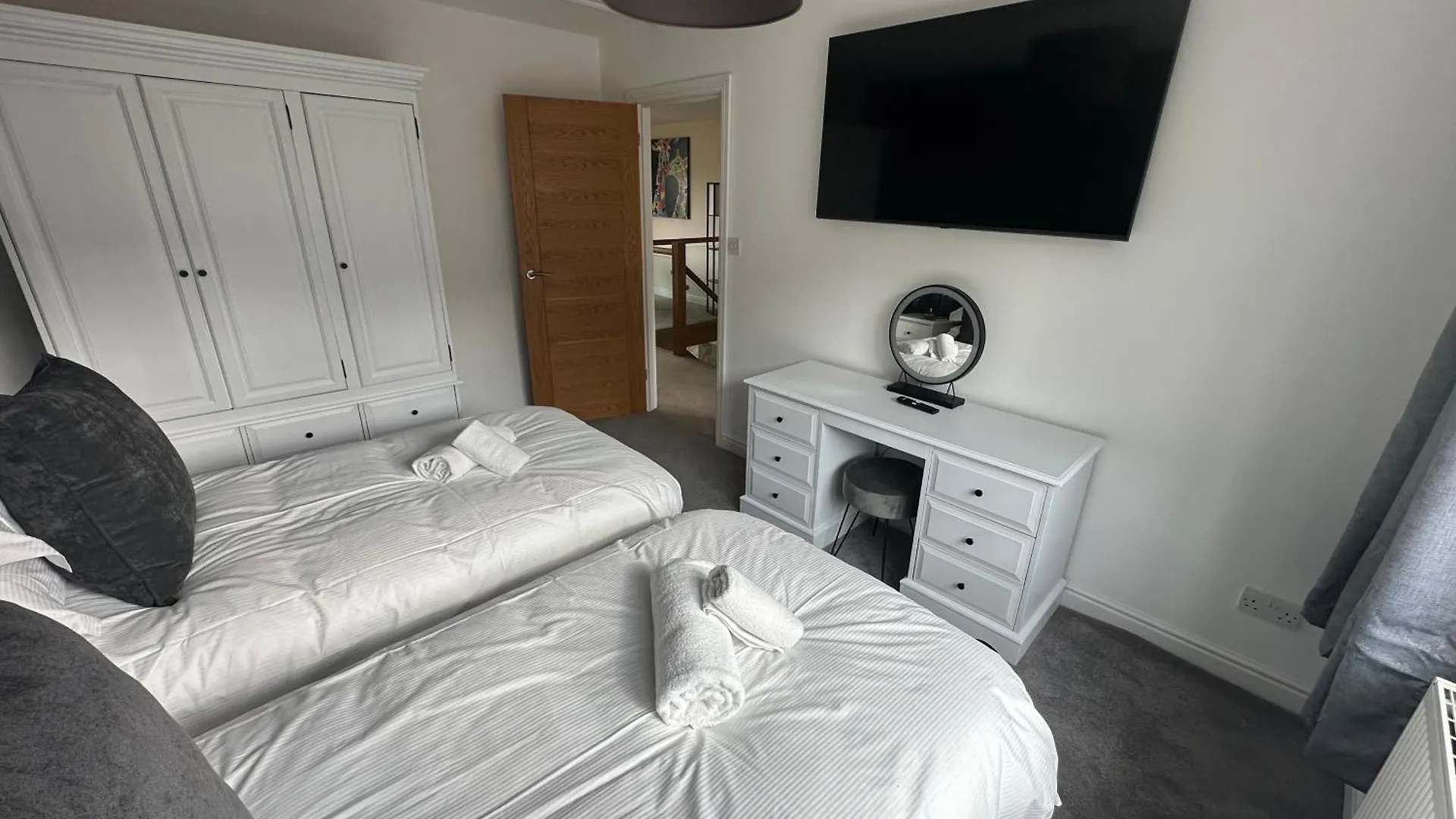 Tatil Evi Modern Hot Tub 3 Bed