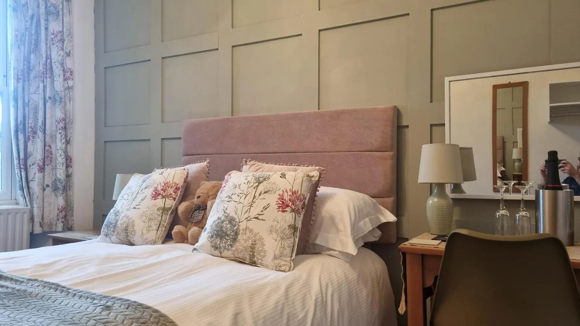 Montfort Guest house