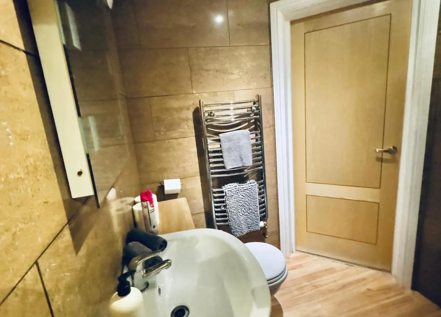 New Road - 2 Bedroom Apartamento