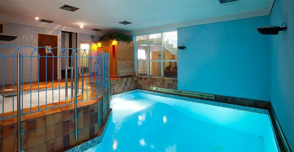 Manor & Garden Szálloda 4*