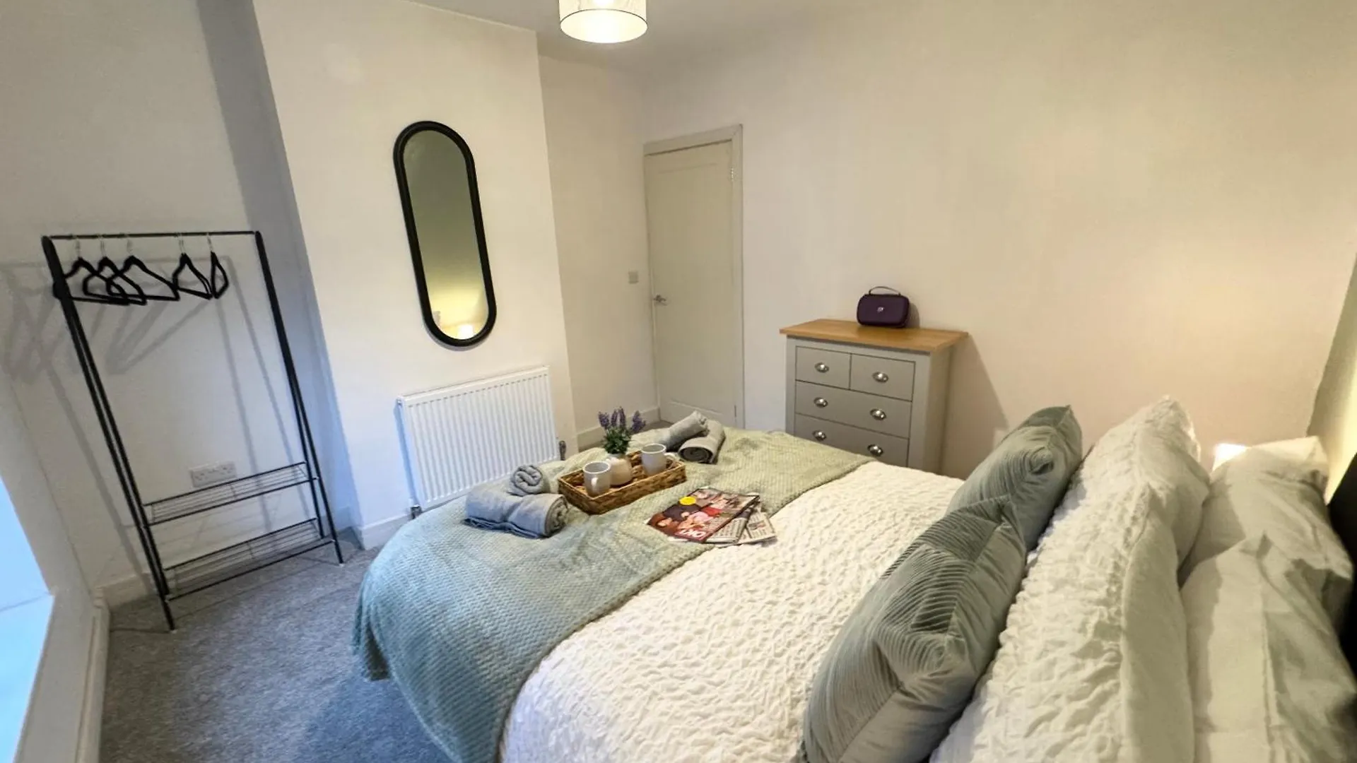 بيت للعطل Blackburn Terrace - 2 Bedroom *