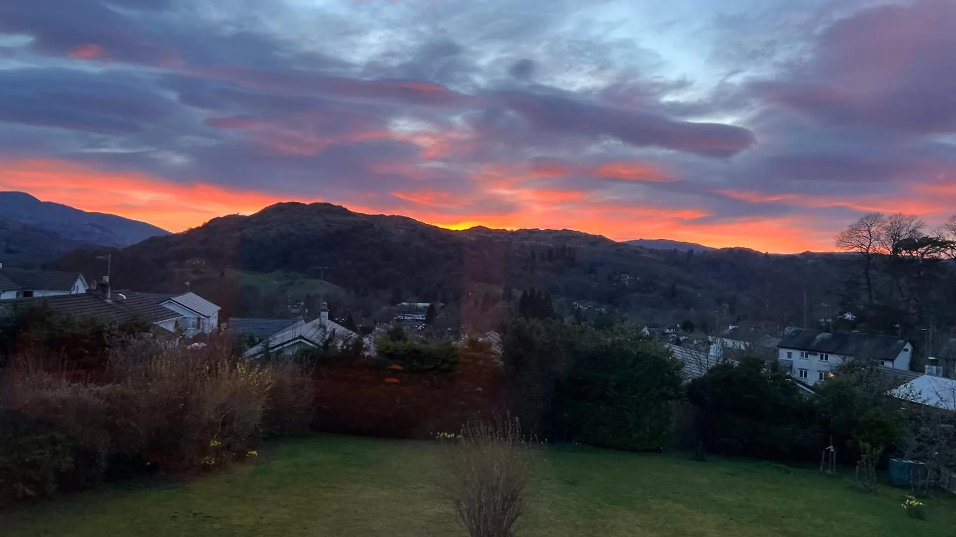 Rainbow Retreat With Stunning Panoramic Views Lejlighed *
