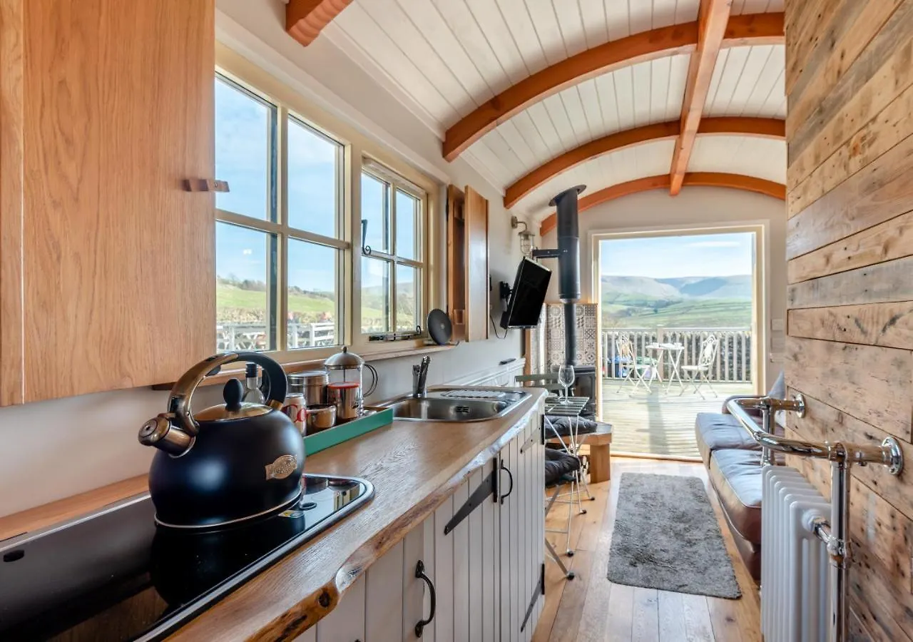 Holiday home Maes Shepherds Hut Uldale