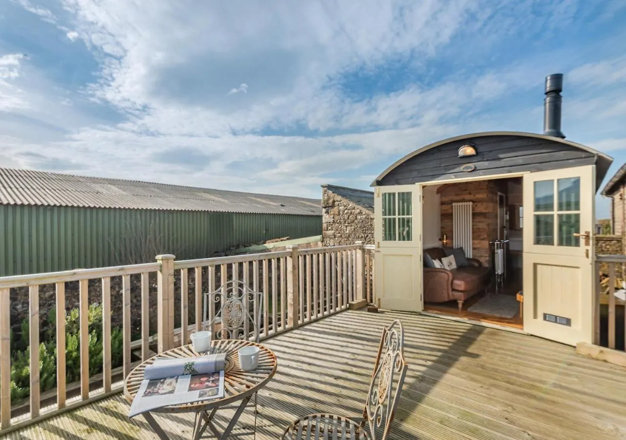 Maes Shepherds Hut Holiday home Uldale