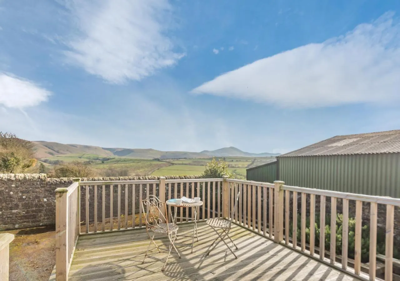 Maes Shepherds Hut