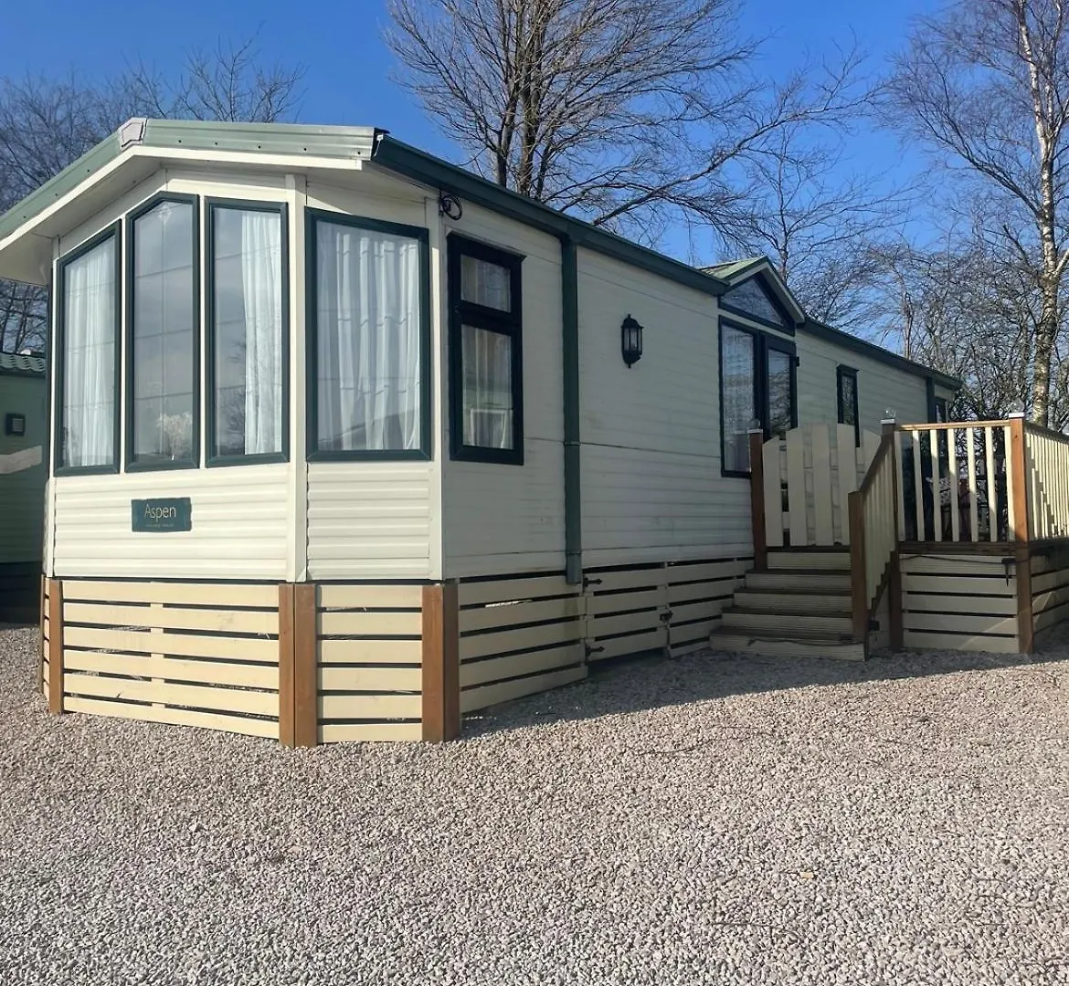 Bobos Den Static Caravan Hire Campsite Borwick