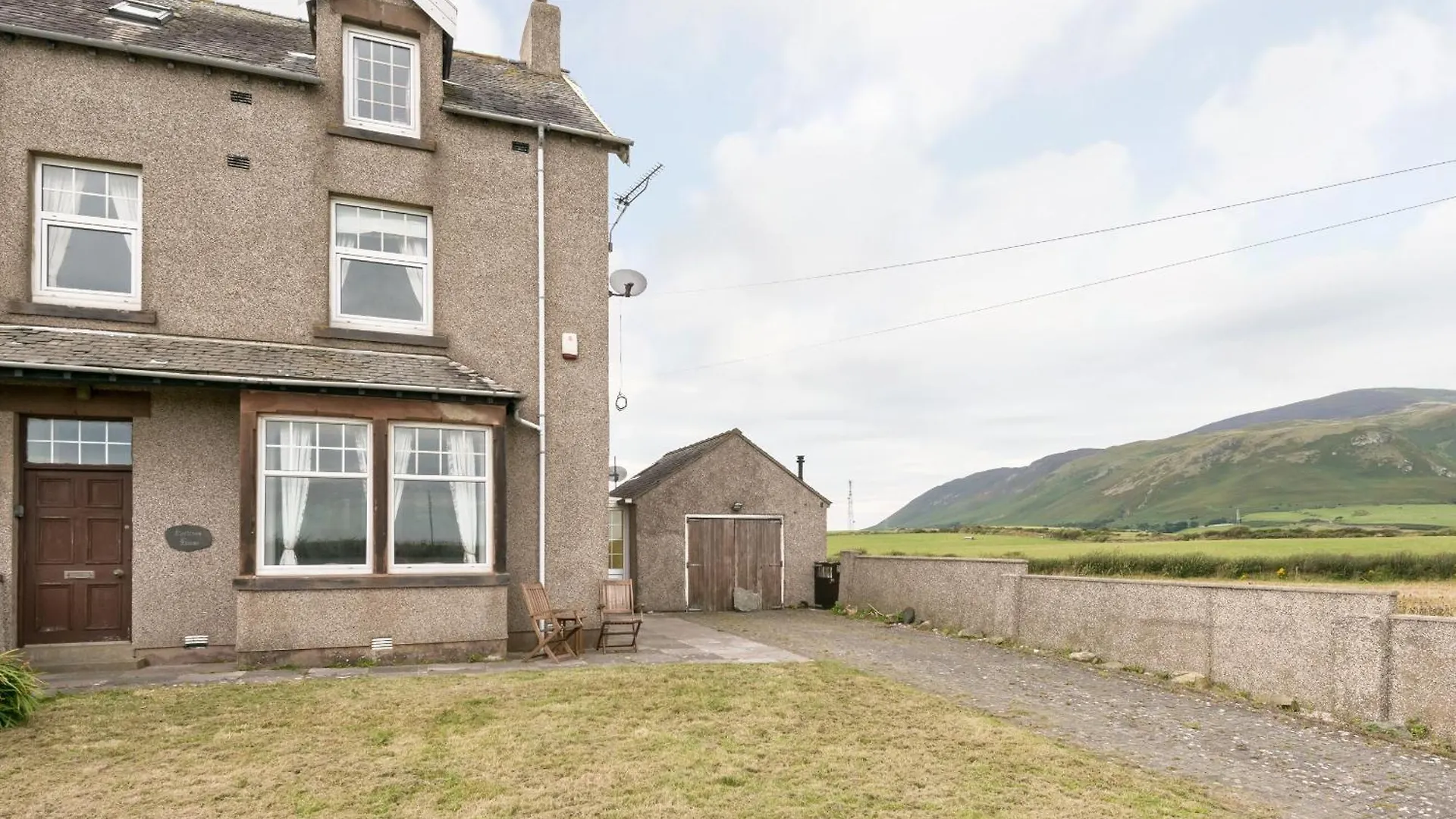 Hartrees House *