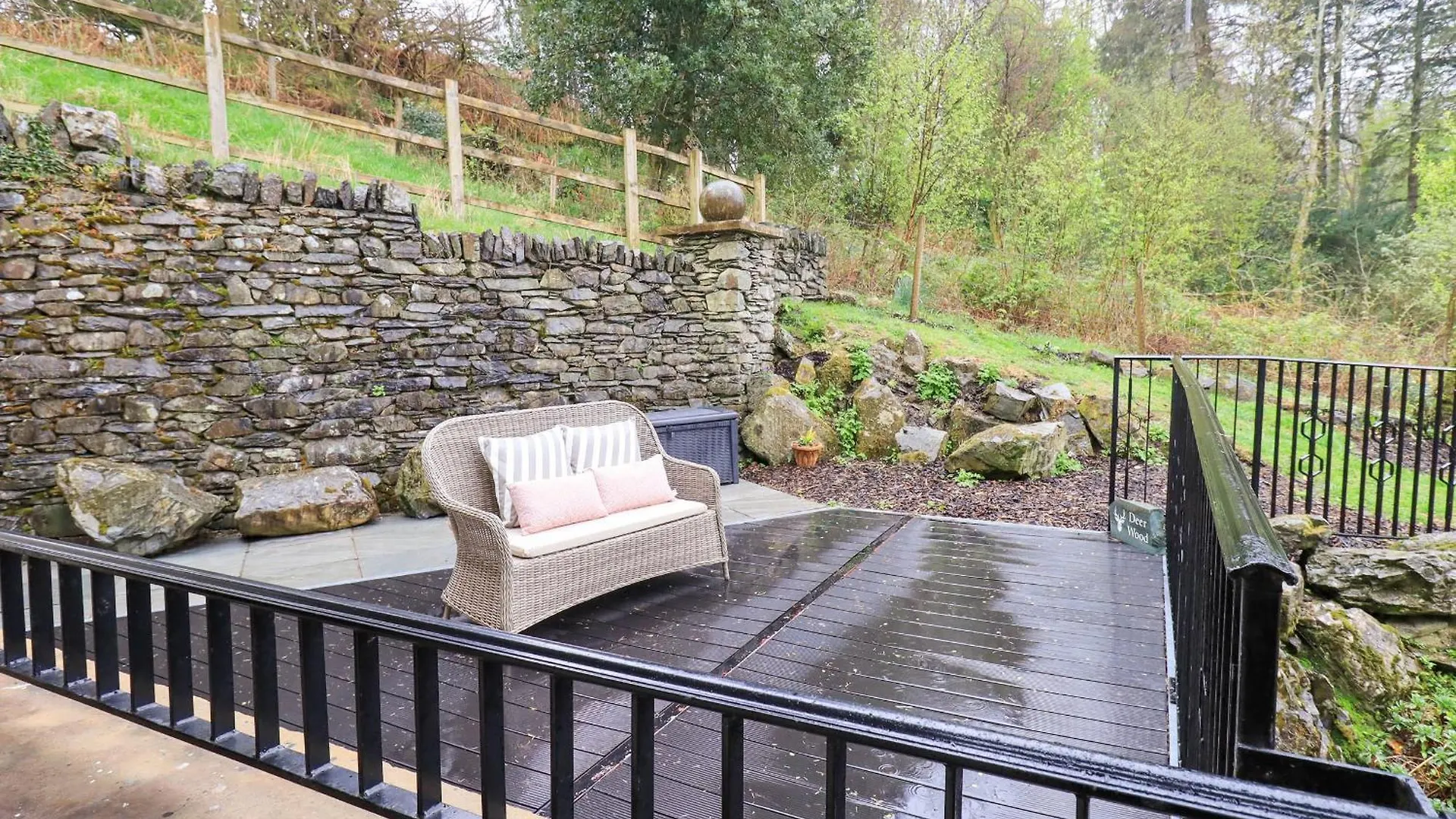 Deer Wood At Applethwaite Hall Уиндермир