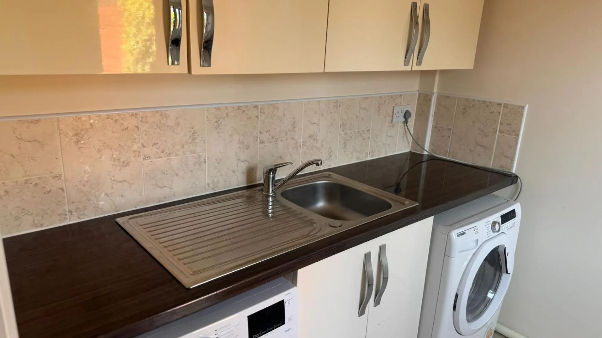 Spacious Luxurious Serviced 6 Barrow-in-Furness