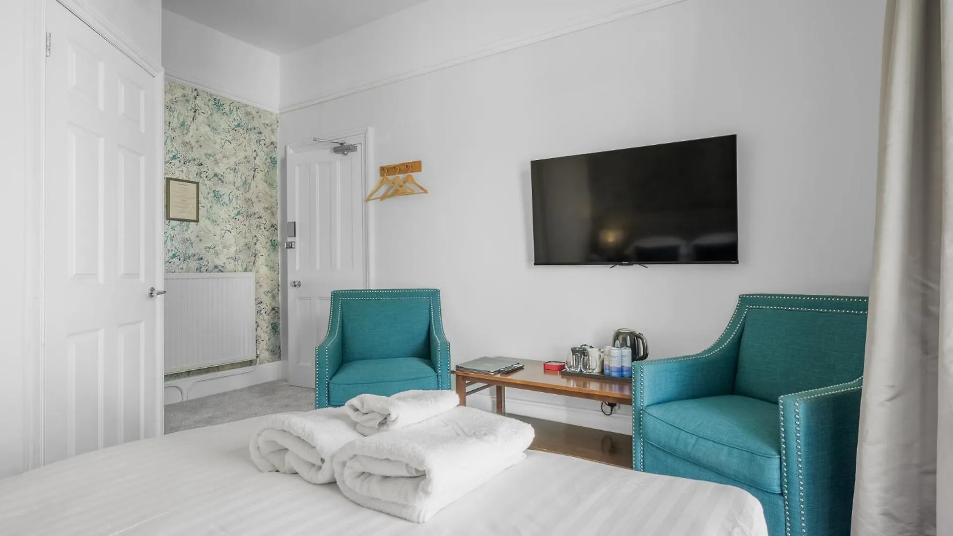 Pensión Latimer House 4*