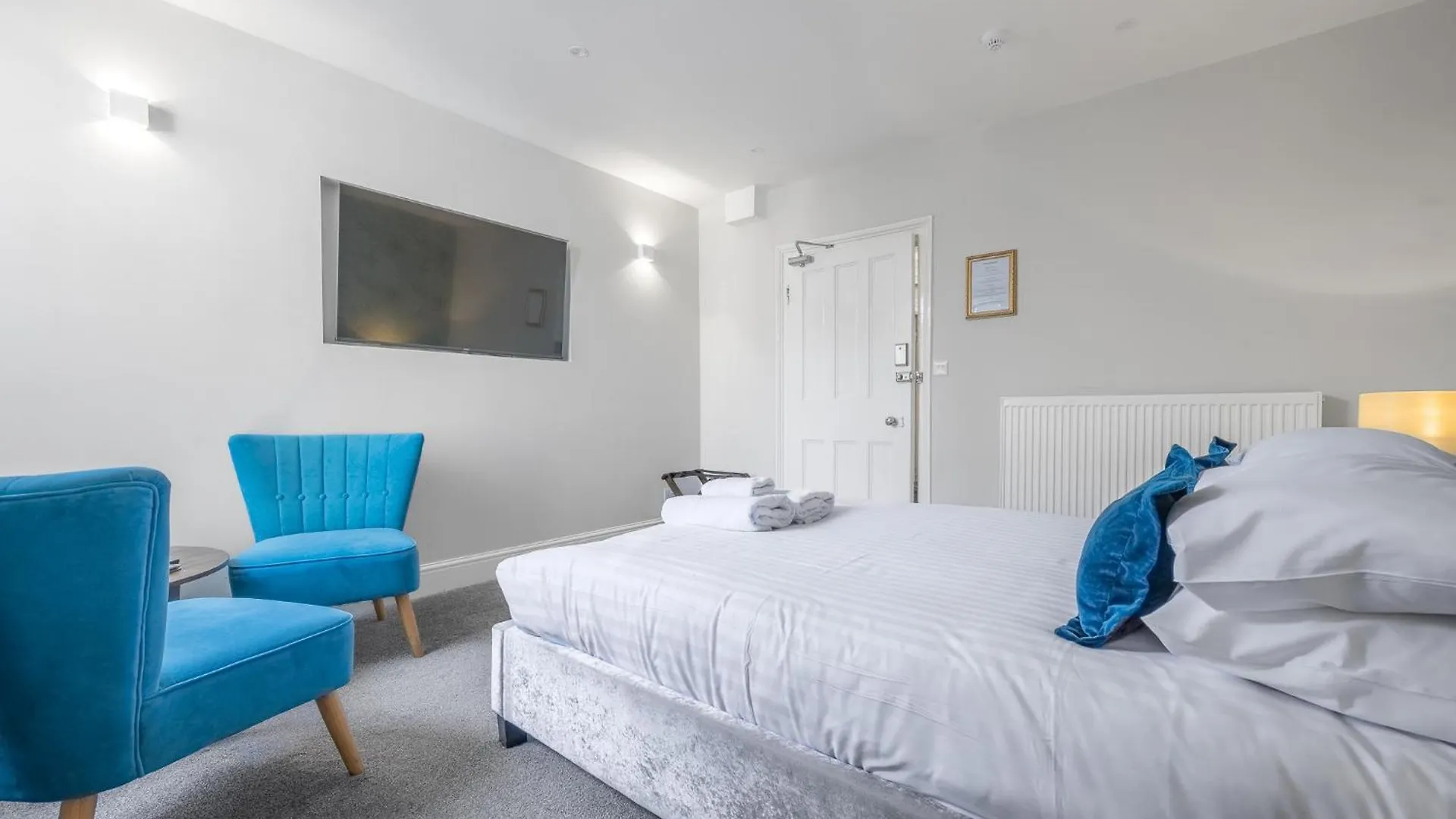 Pensión Latimer House 4*