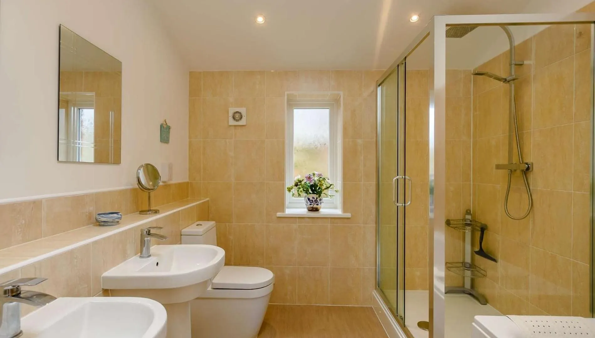 1 Bed In Gamblesby 91164