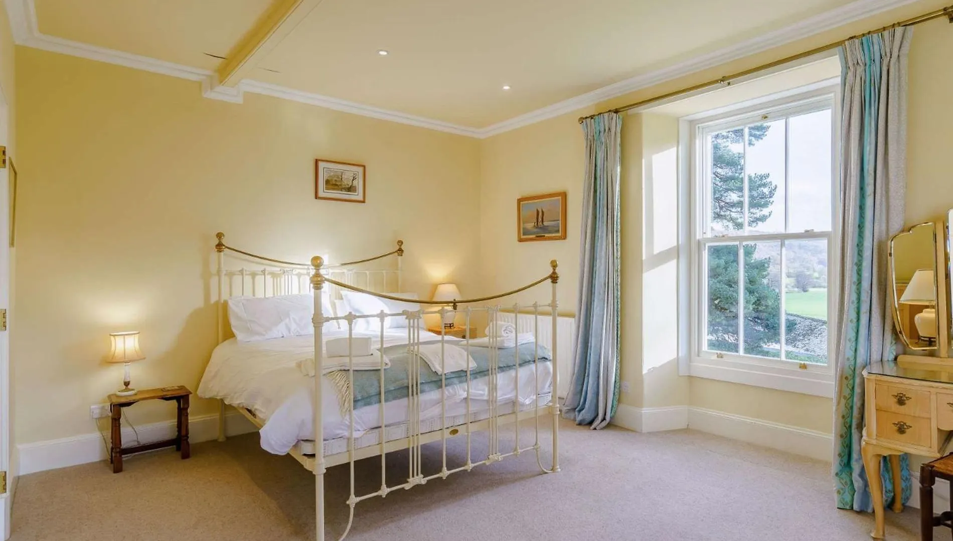 4 Bed In Village Llh03 * Hawkshead
