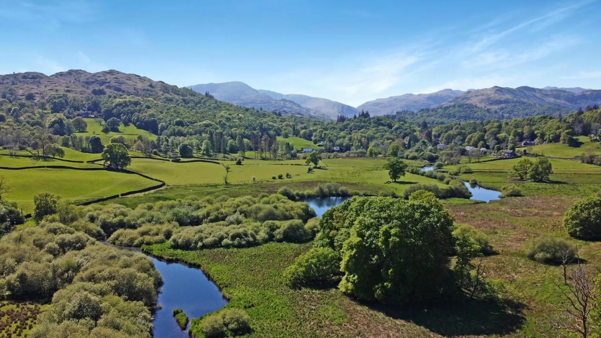 The Dove Cot With The Stables Ambleside