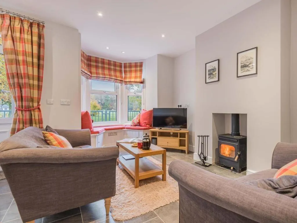 3 Bed In Keswick Sz411 Hébergement de vacances