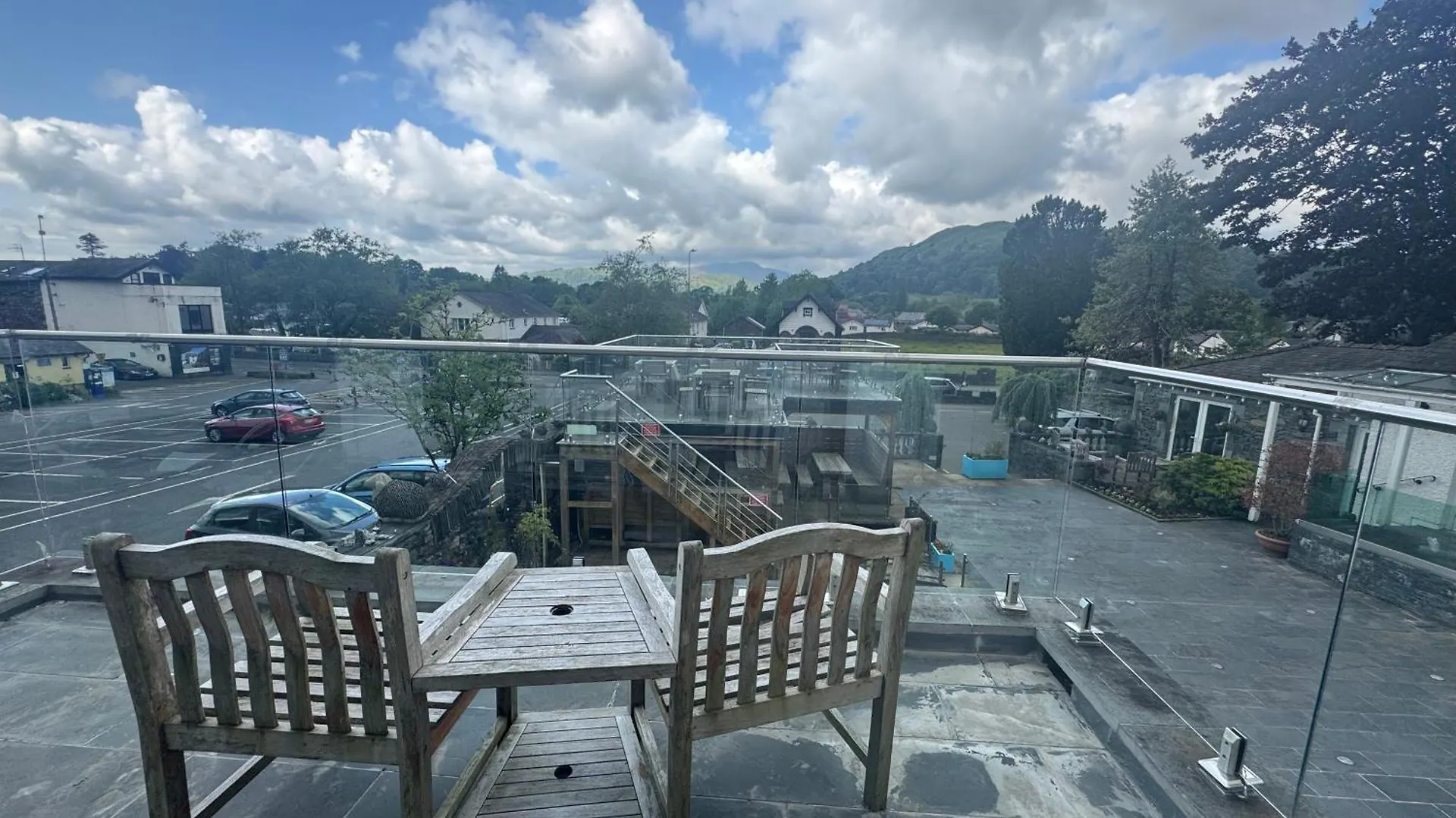 & - Stylish With Breathtaking Views - Longer, Save 4* Ambleside