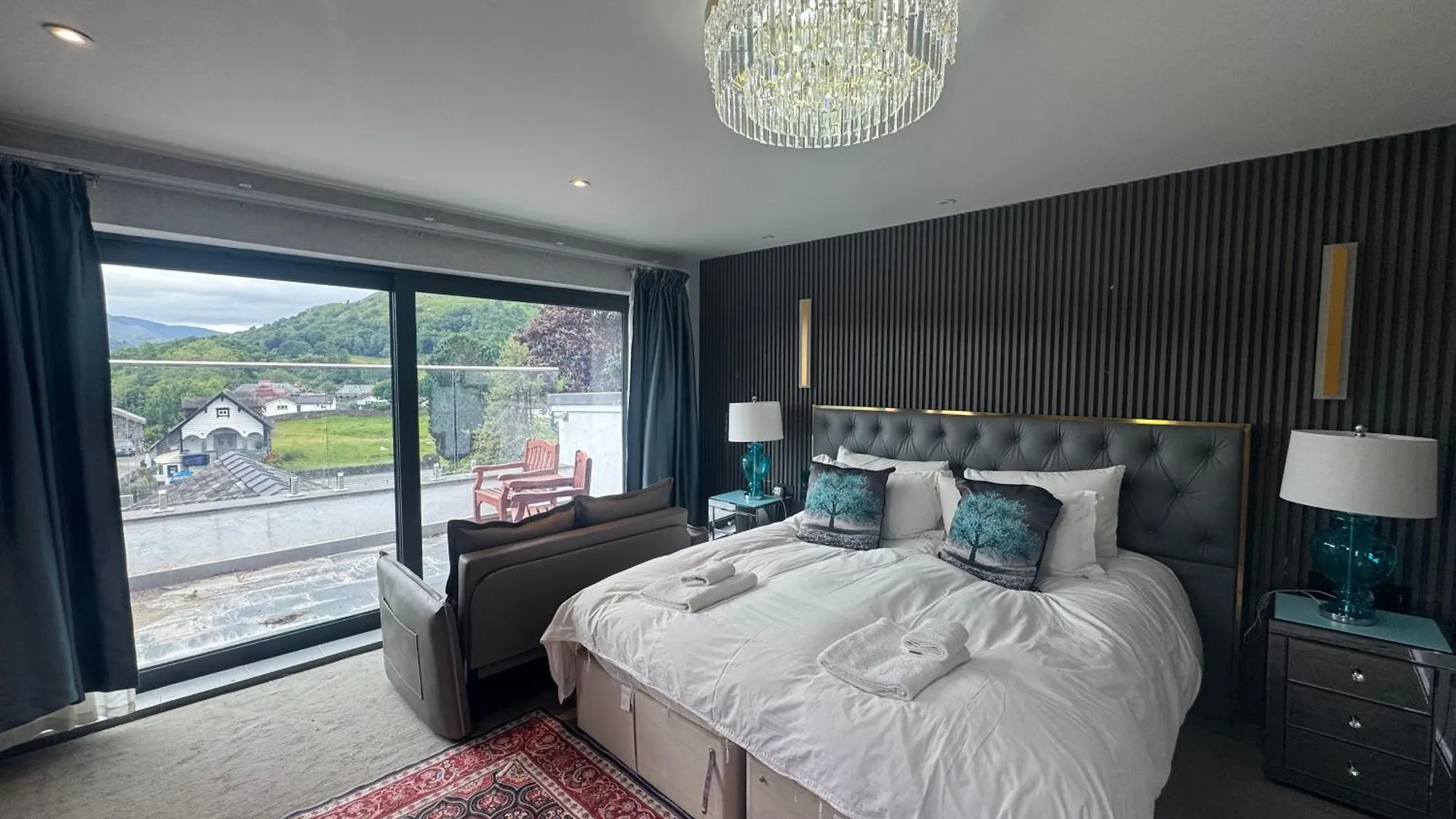 & - Stylish With Breathtaking Views - Longer, Save Hotel 4*