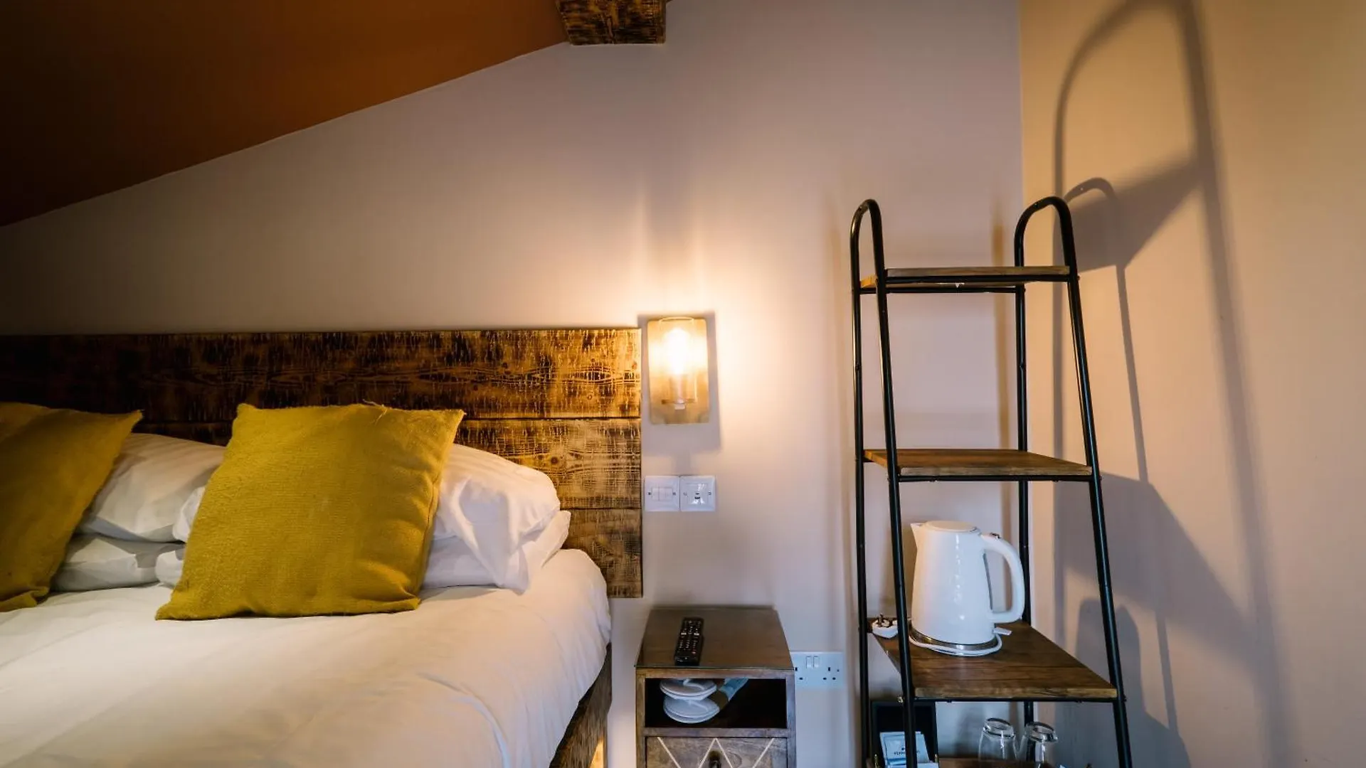 Luxury Single Small Location King Bed Hébergement de vacances *
